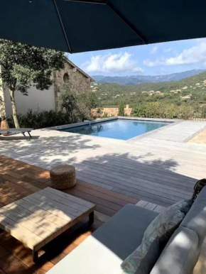 VILLA MYRTE A CIRINDINU